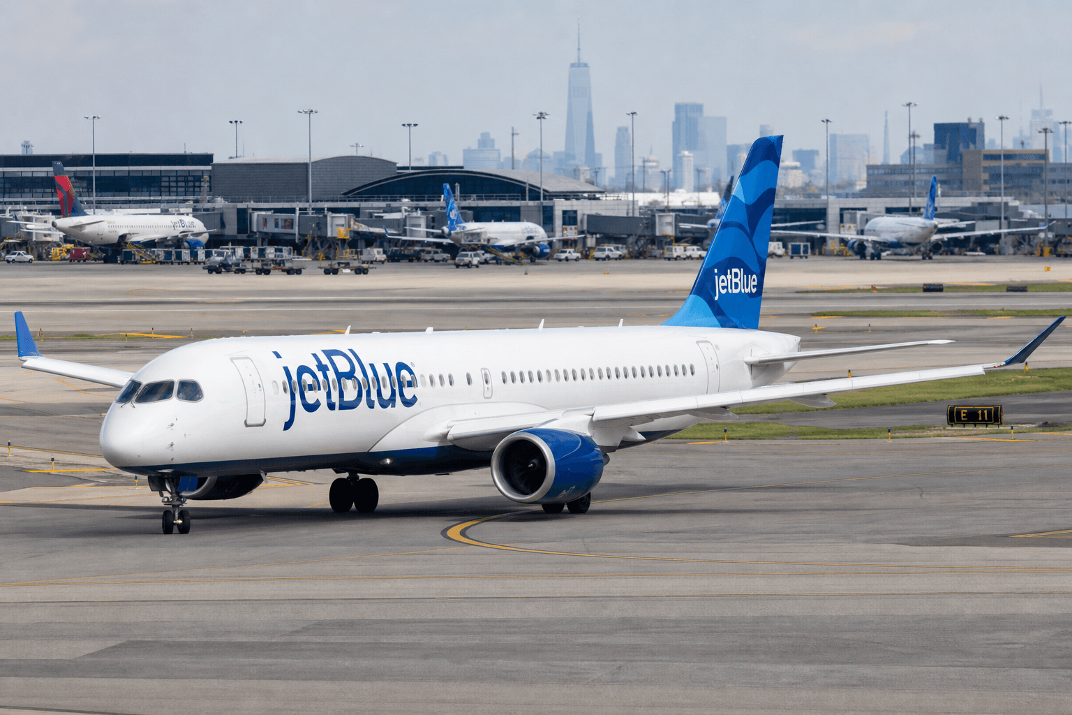 JetBlue Flies Longest Airbus A220 Routes Up to 6.5 Hours, Deploying Smaller Jets Strategically