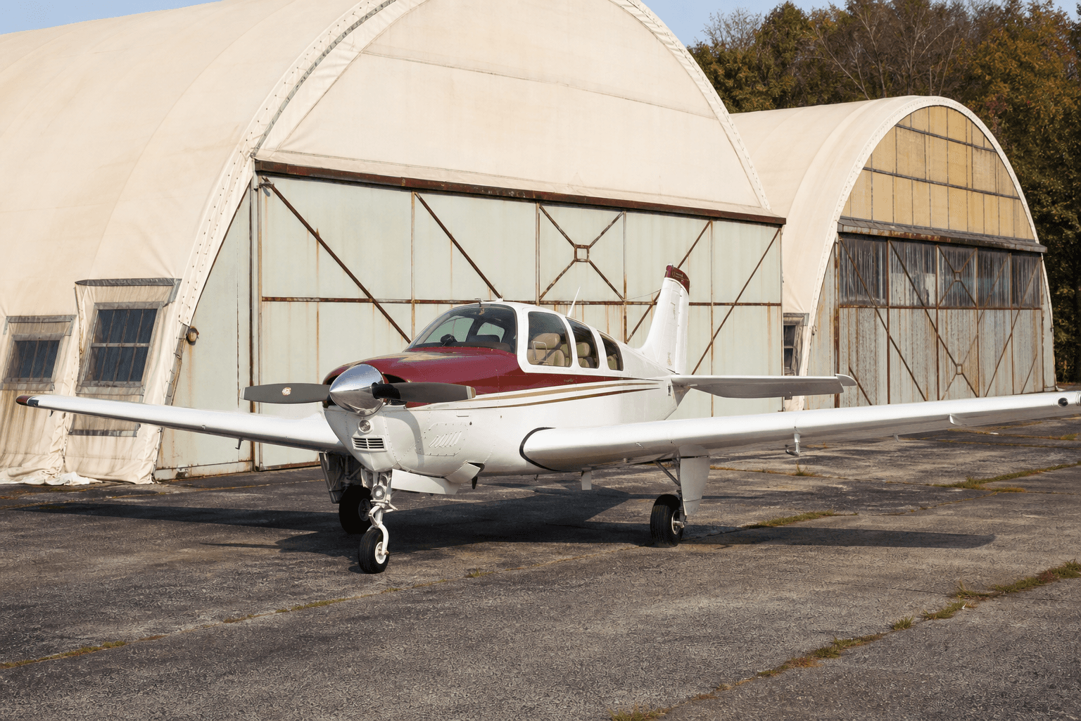 AOPA asks New Jersey governor to intervene in hangar evictions