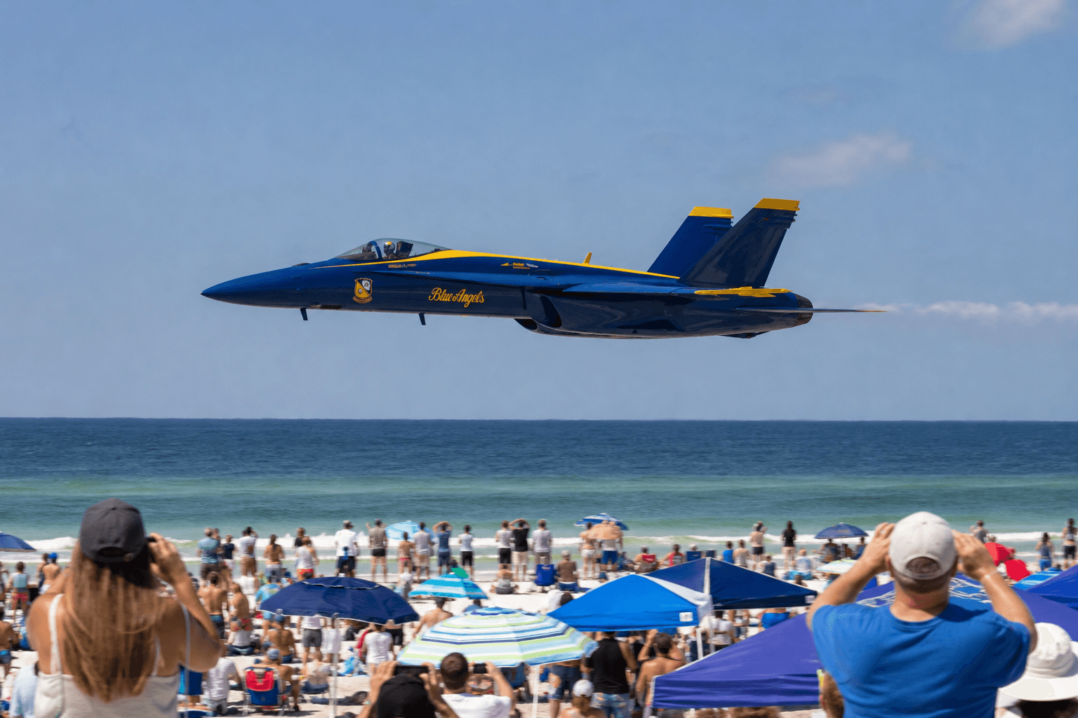 Blue Angels Pilot Behind Viral Low-Altitude Florida Beach Flyover Won’t Be Fired, US Navy Says