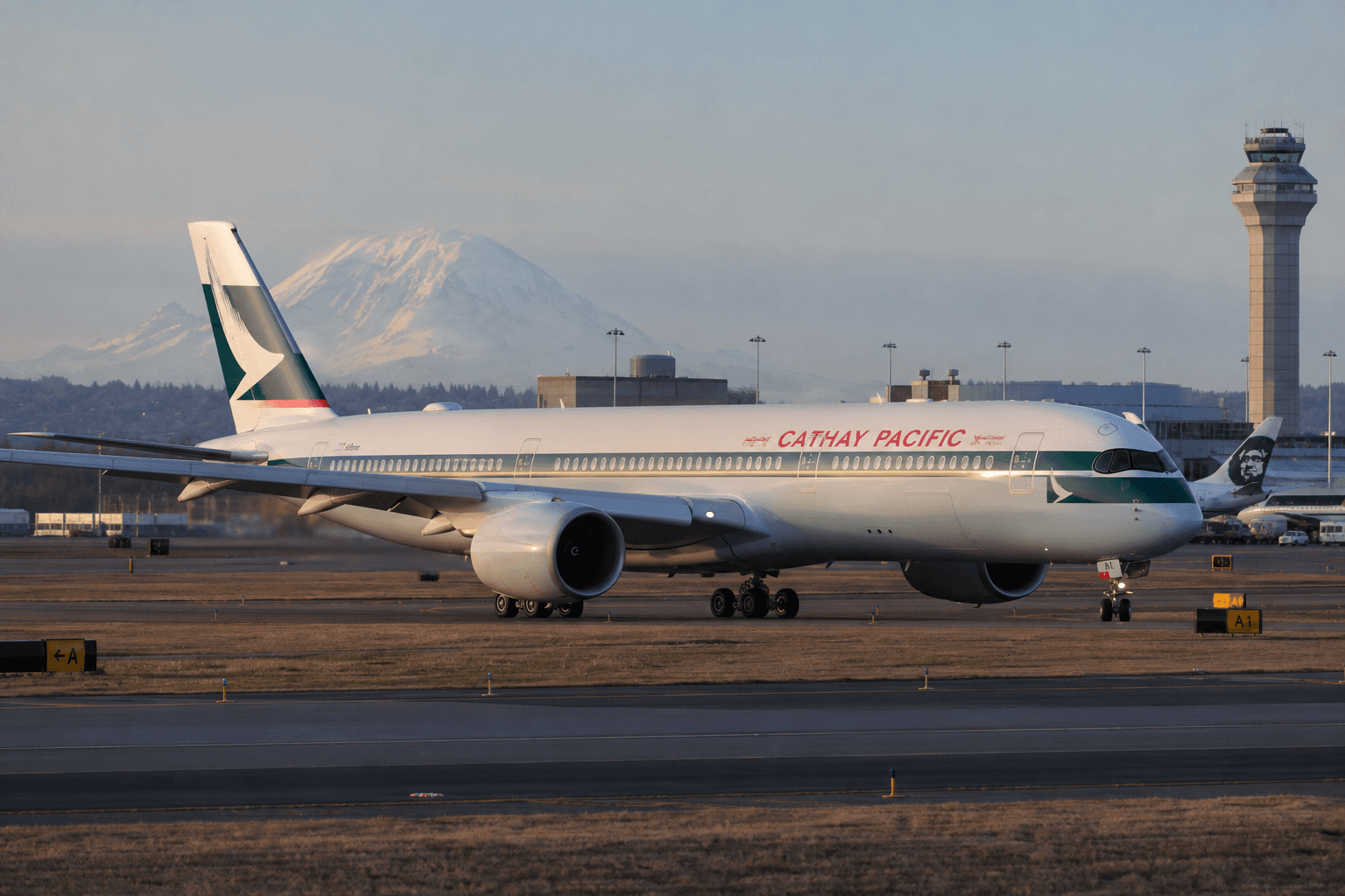 Cathay Pacific Returns to Seattle and Throws One Heck of a Party