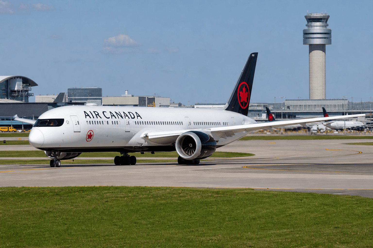 CEO of European airline emerges as frontrunner to lead Air Canada: Bloomberg
