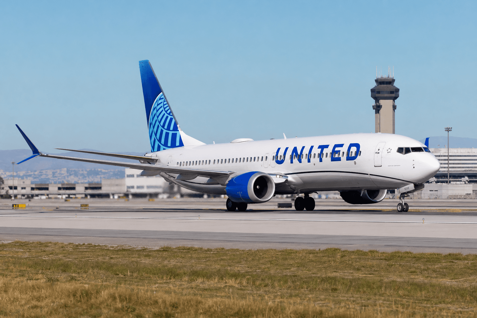 Coast-To-Coast: United Airlines Debuts 2 Brand-New 6‑Hour 737 MAX Routes Today