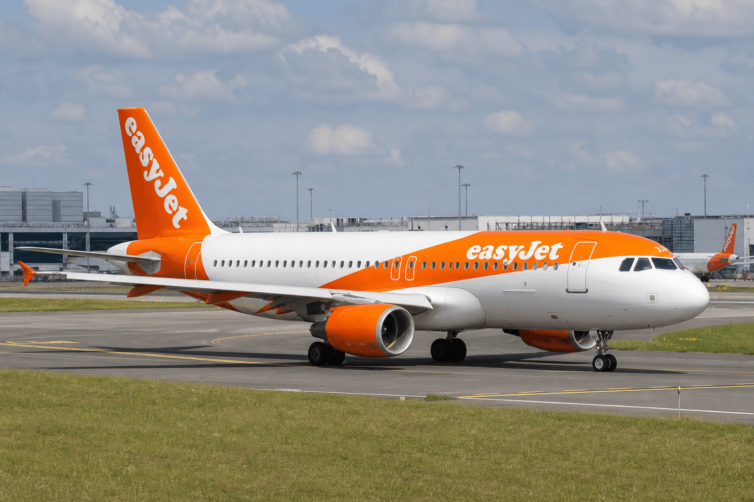 Potential easyJet Takeover Sparks Questions on Fleet, Routes, and Brand Future