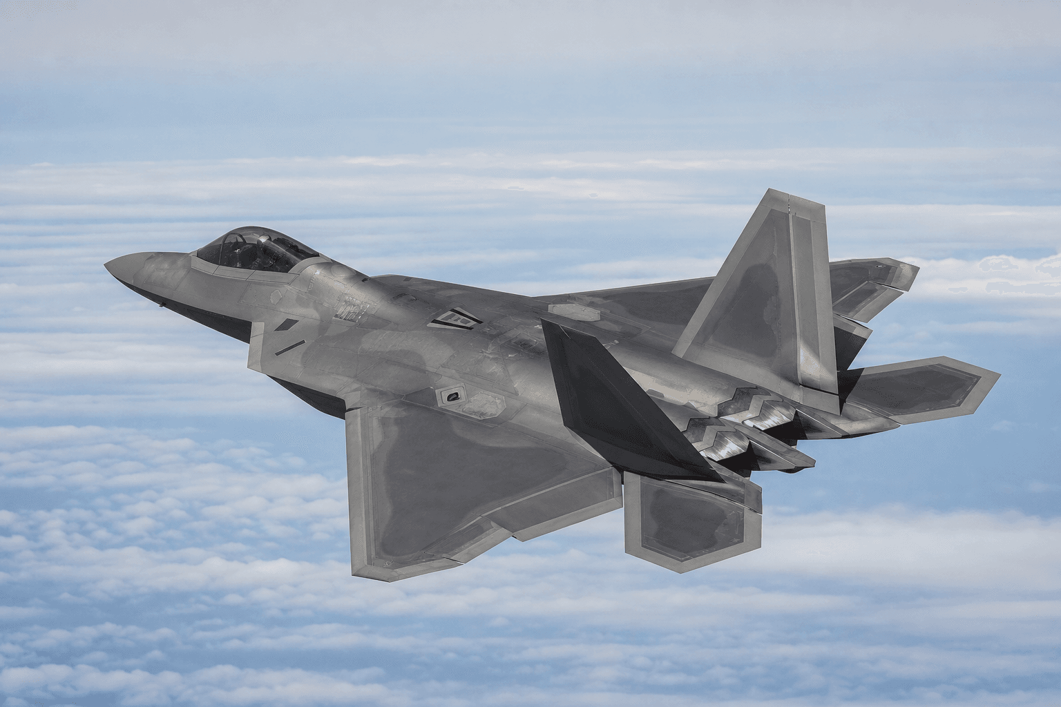 How The F-22's F119 Engine Solved 3 Problems The Industry Called Mutually Exclusive