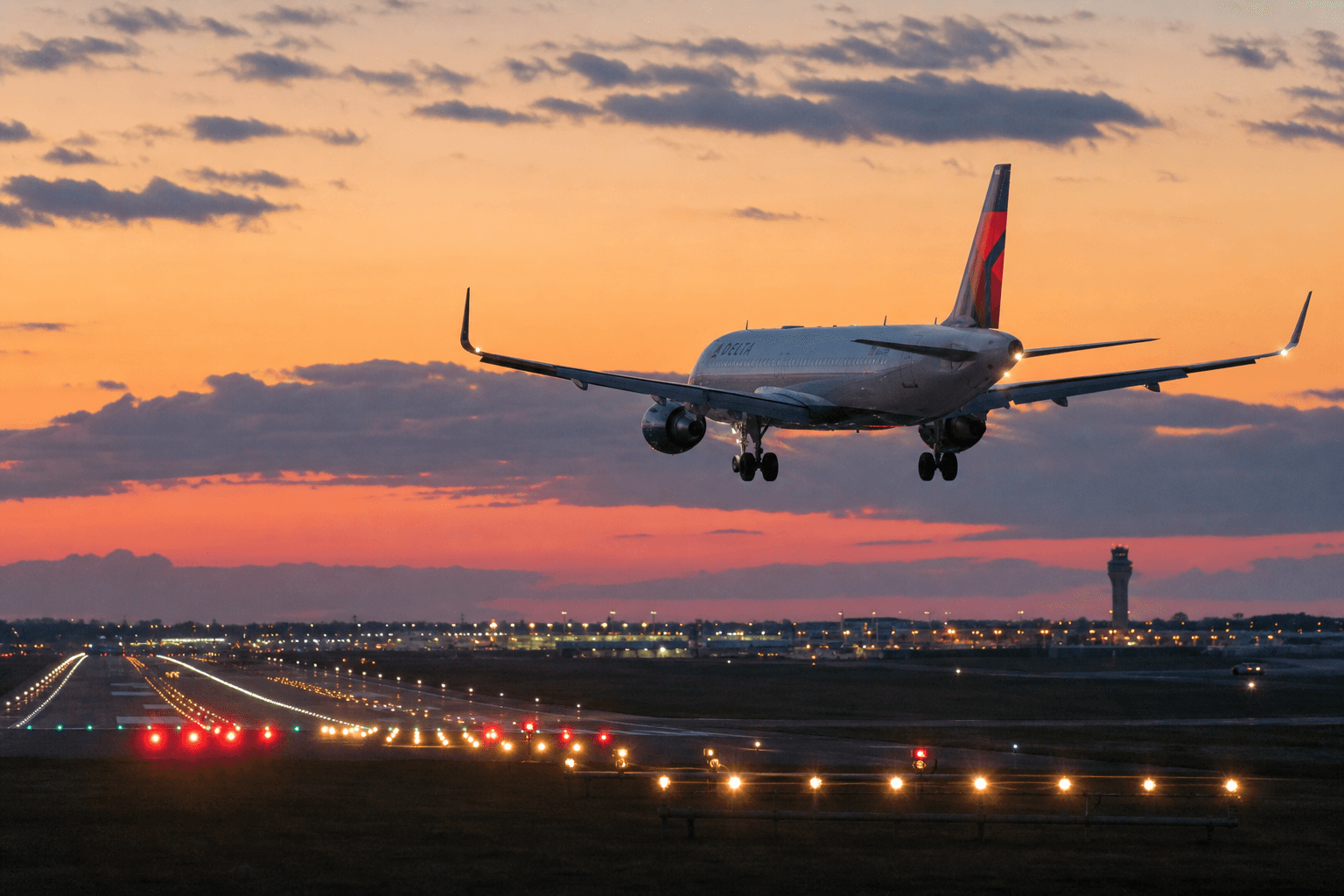 Man sentenced to 18 months for shining laser at Delta flight nearing Buffalo airport