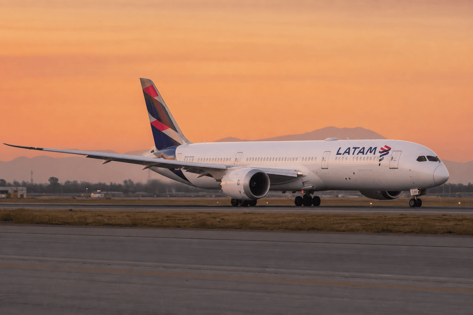 LATAM Airlines Invests $100M to Introduce Premium Economy on 787 Fleet