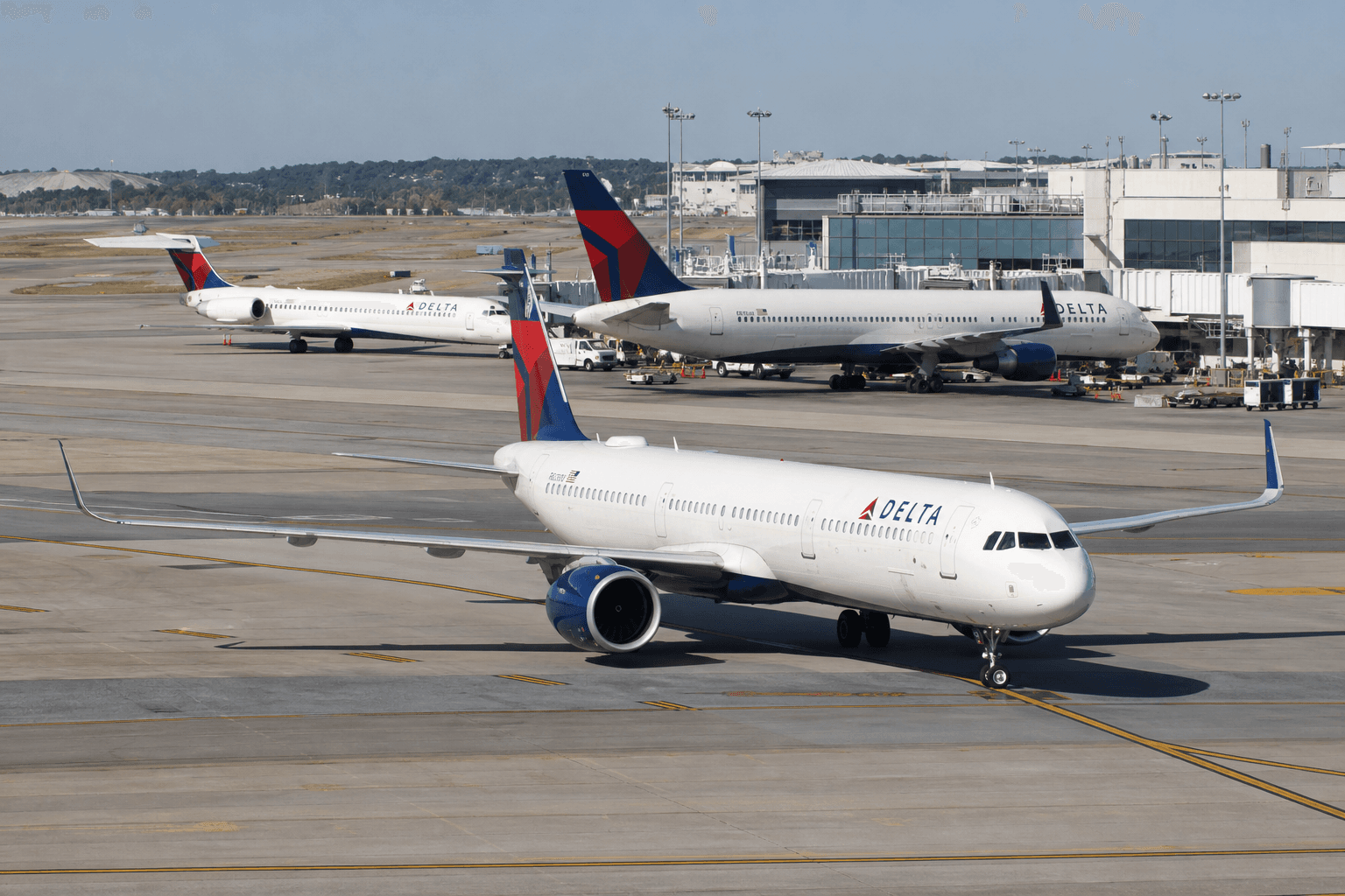 Delta Air Lines Relies on Older Boeing Jets Amid Airbus Engine Groundings