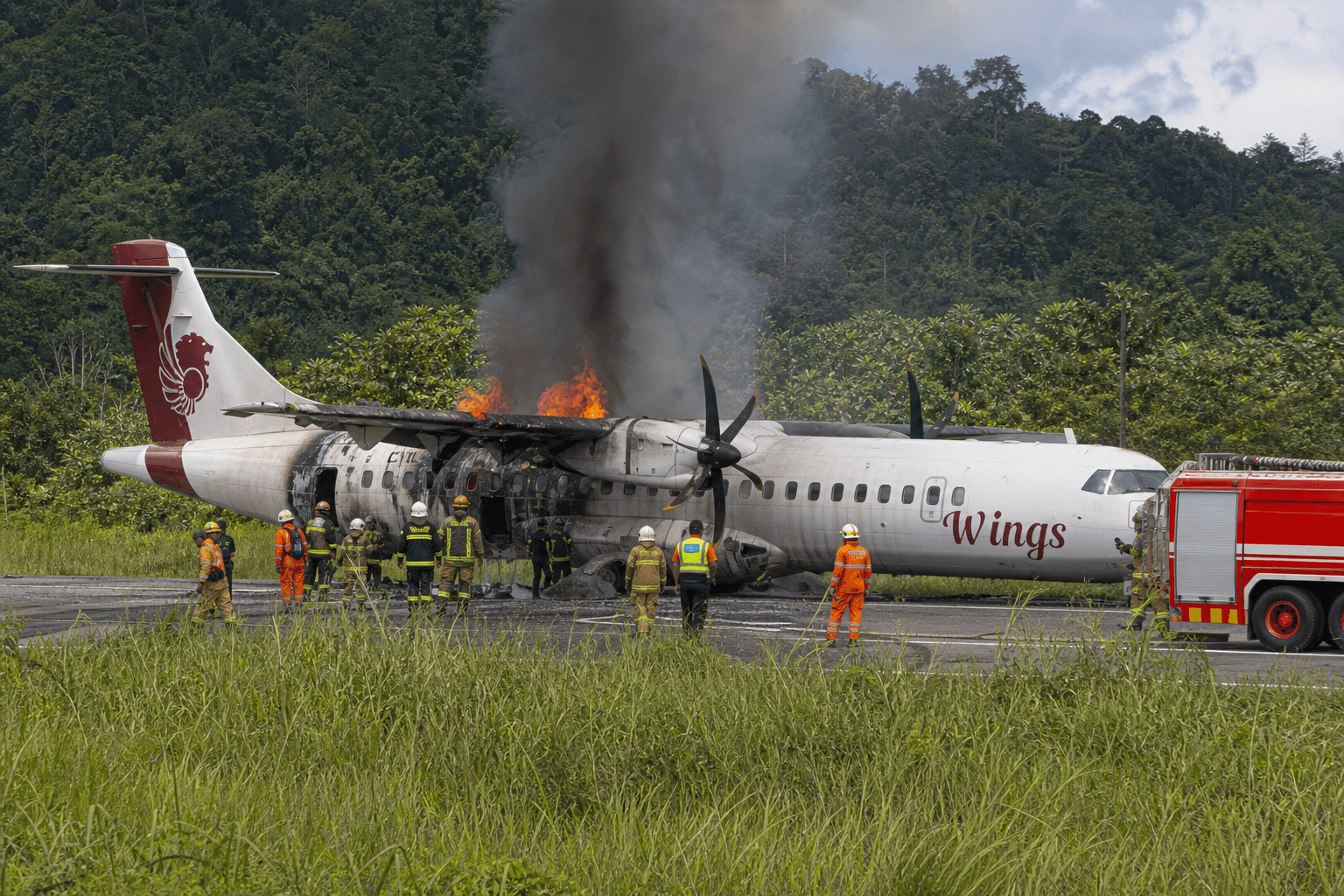 US pilot shot dead by Papua separatists, Indonesian airline aircraft set on fire
