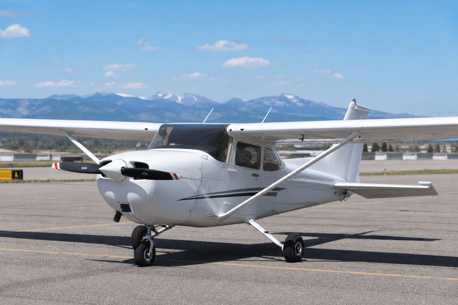 Used Single-Engine Piston Aircraft Inventory Drops 17% Amid Flat Asking Prices